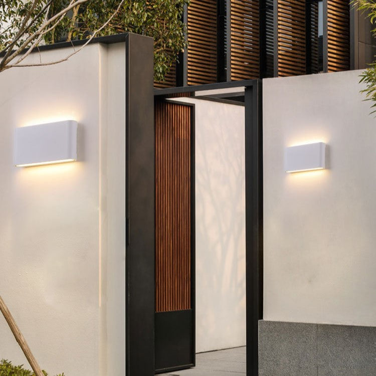 PLH Waterproof IP65 Rating Outdoor/Indoor Slim Wall Light