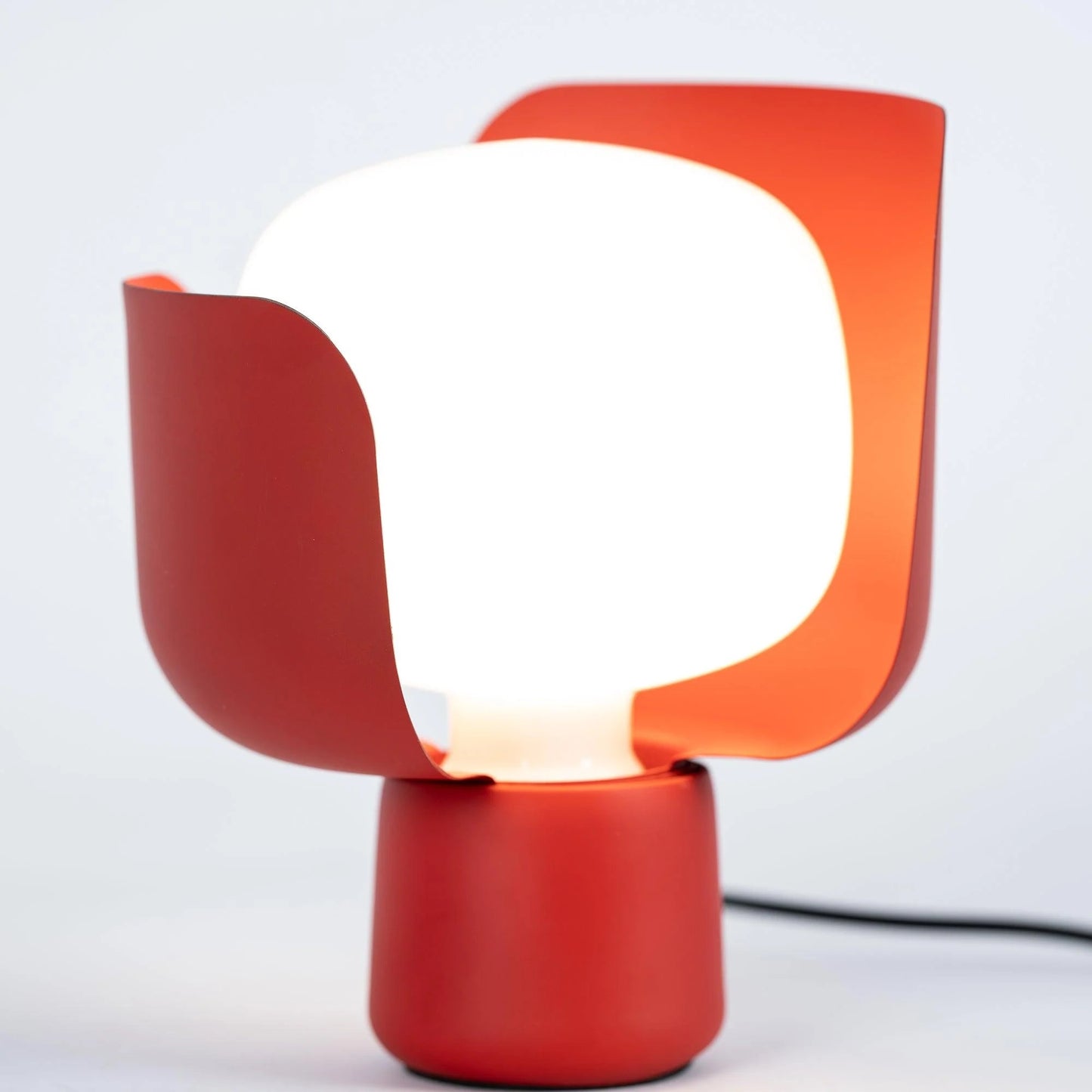 PLH Petal Blossom Glass Table Lamp with UK Plug